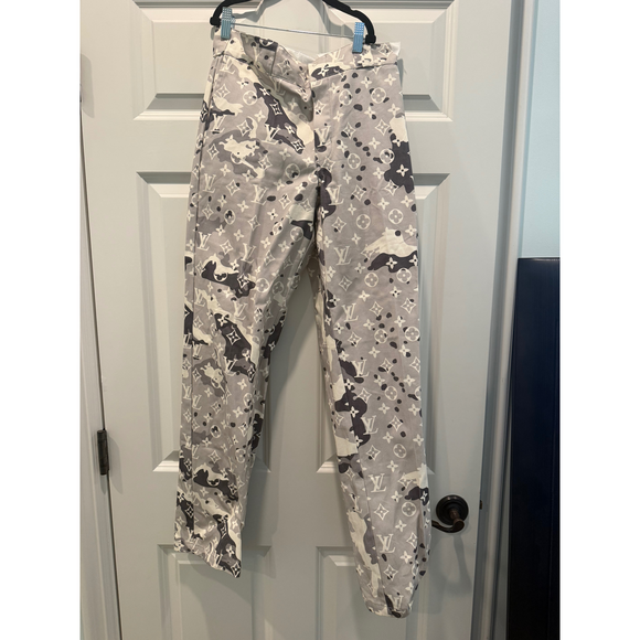 Bravest Studios, User: Mtinsta101@gmail.com Pants - Bravest Studios, User: Mtinsta101@gmail.com Bravest Studios Monogram Camo Print